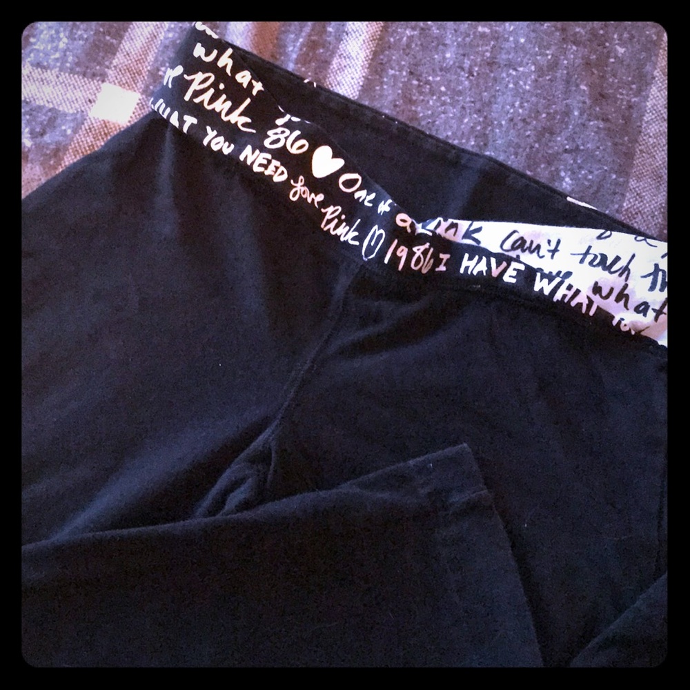 Lightly worn Victoria secret PINK leggins